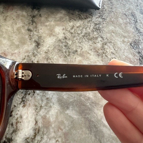 Ray Ban sunglasses - Picture 2 of 5